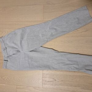 Uniqlo Women's Light Gray Trousers